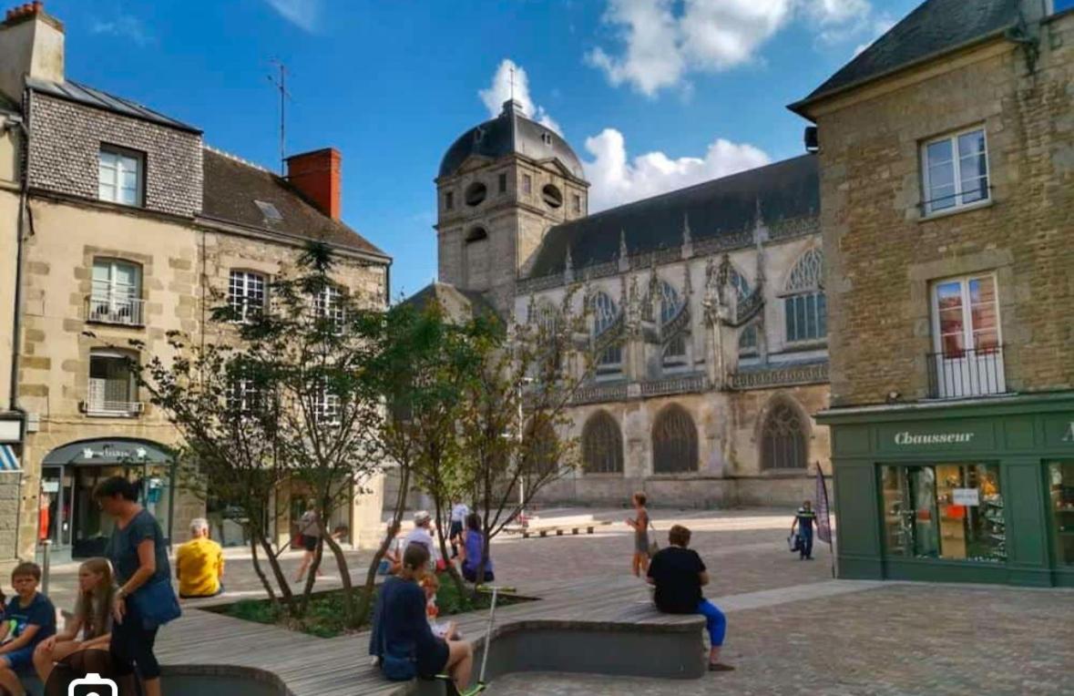 Hotel Les 3 P'Tites Pom'S Alençon Exteriér fotografie